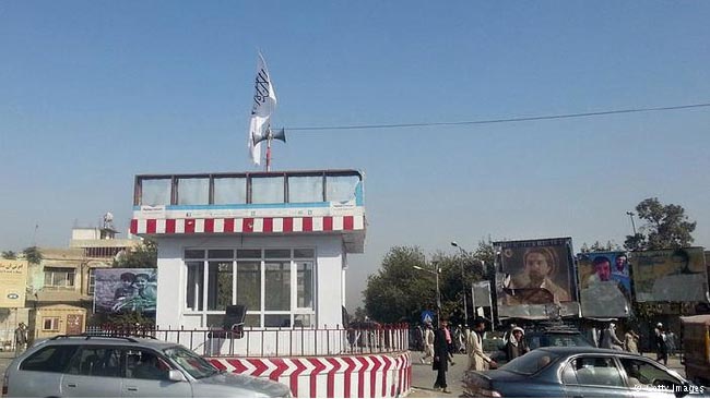 عاملان سقوط کندز هنوز هم با طالبان همکاری دارند